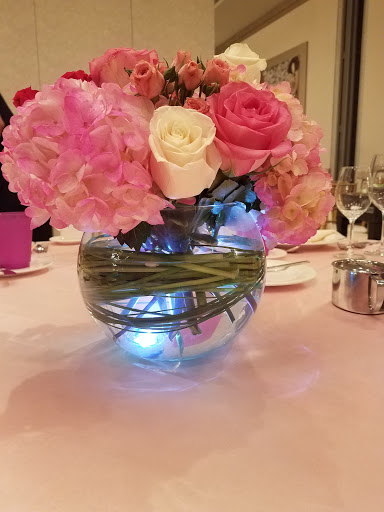 Florist «Addison Floral», reviews and photos, 58 E Lake St, Addison, IL 60101, USA