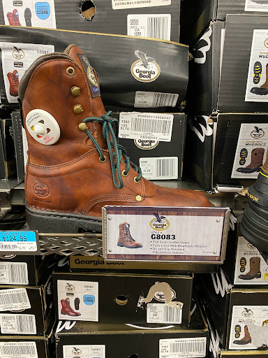 Home Improvement Store «Tractor Supply Co.», reviews and photos, 90 Marketplace Dr, Newnan, GA 30265, USA