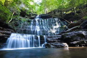 Machine Falls image