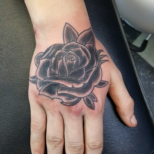 Tattoo Shop «Firefly Tattoo», reviews and photos, 920 N State St #4-5, Girard, OH 44420, USA