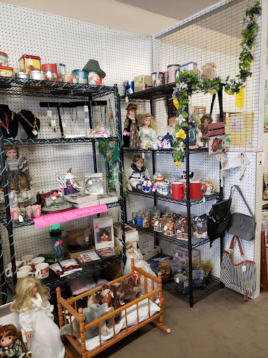 Keepers Corner LLC - Antique, Craft and Collectible Mall