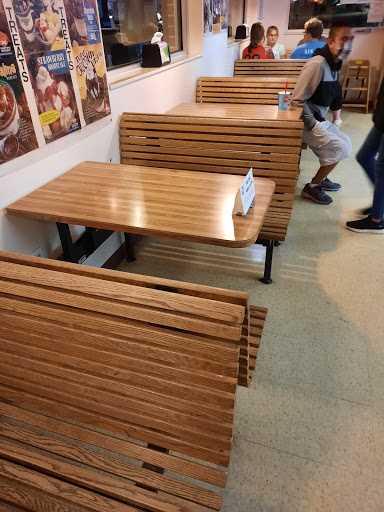 Ice Cream Shop «Dairy Queen», reviews and photos, 915 York Rd, Gettysburg, PA 17325, USA