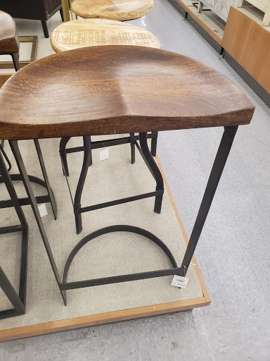 Home Goods Store «Tuesday Morning», reviews and photos, 1695 McFarland Blvd B, Northport, AL 35476, USA