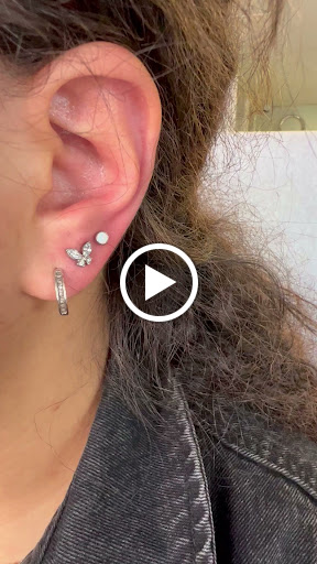 Tattoo Shop «studio 316 Tattoo & Body Piercing», reviews and photos, 84-22 Roosevelt Ave, Jackson Heights, NY 11372, USA