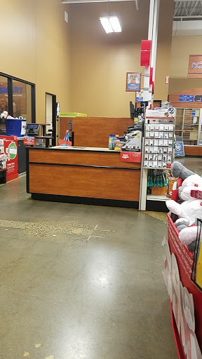 Pet Supply Store «PetSmart», reviews and photos, 533 S Broad St, Meriden, CT 06450, USA