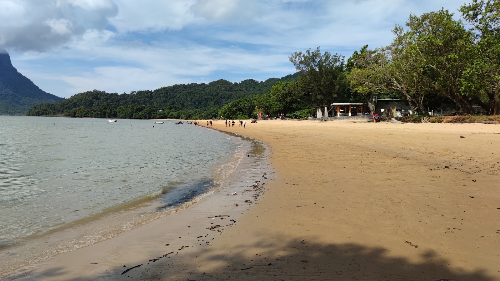 Foto von Pasir Panjang Beach mit etwas sauber Sauberkeitsgrad