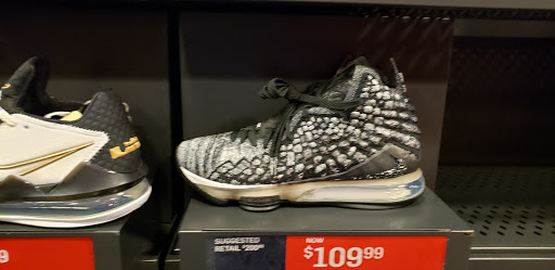 Sporting Goods Store «Nike Factory Store», reviews and photos, 447 Great Mall Dr #484, Milpitas, CA 95035, USA