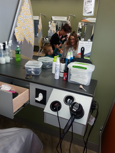 Hair Salon «Great Clips», reviews and photos, 282 Furniture Dr Ste B, Cornelia, GA 30531, USA