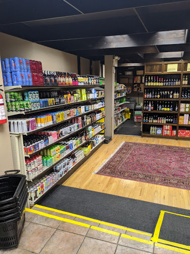 Wine Store «Andersonville Wine & Spirits», reviews and photos, 5201 N Clark St, Chicago, IL 60640, USA