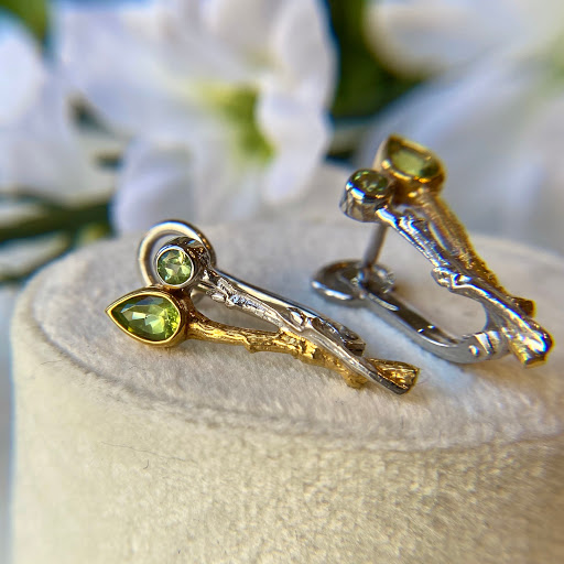 Jewelry Store «PERSONA JEWELRY», reviews and photos, 62 Charles St, Boston, MA 02114, USA