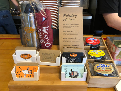 Donut Shop «Mighty-O Donuts Greenlake», reviews and photos, 2110 N 55th St, Seattle, WA 98103, USA