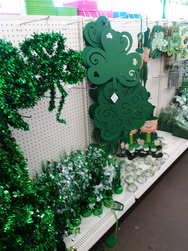 Dollar Store «Dollar Tree», reviews and photos, 3092 N Eastman Rd Ste 102, Longview, TX 75605, USA
