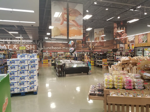 Grocery Store «Strack & Van Til Food Market And Cafe And Deli», reviews and photos, 7760 E 37th Ave, Hobart, IN 46342, USA