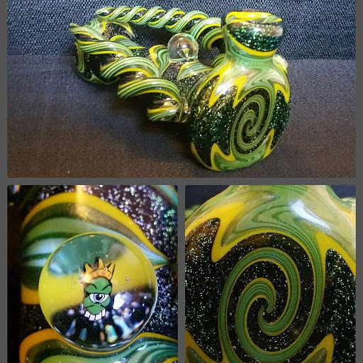 Tobacco Shop «Apparatus Smoke Shop», reviews and photos, 284 Cowesett Ave, West Warwick, RI 02893, USA