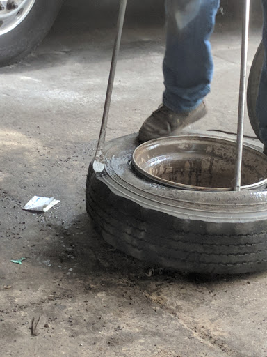 Tire Shop «Big T Tire Pros», reviews and photos, 1109 W Main St, Avon Park, FL 33825, USA