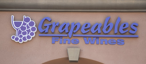 Bar «Grapeables Wine Bar & Lounge», reviews and photos, 12645 N Saguaro Blvd # 9, Fountain Hills, AZ 85268, USA