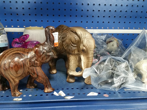 Thrift Store «AMVETS Depew», reviews and photos, 2900 Walden Ave, Depew, NY 14043, USA