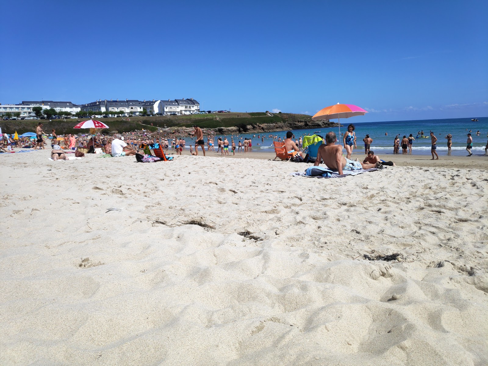 Praia da Rapadoira'in fotoğrafı ve yerleşim