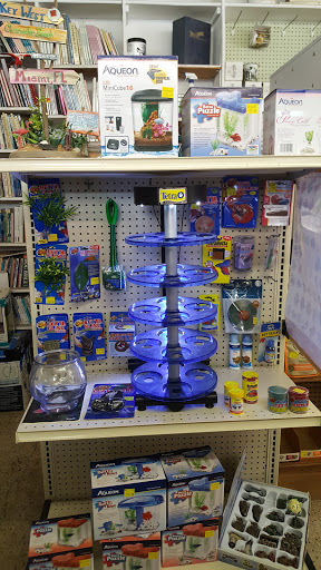 Pet Supply Store «Pets Unlimited», reviews and photos, 1888 Drew St, Clearwater, FL 33765, USA