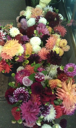 Florist «Flower Market», reviews and photos, 625 5th Ave W, Hendersonville, NC 28739, USA