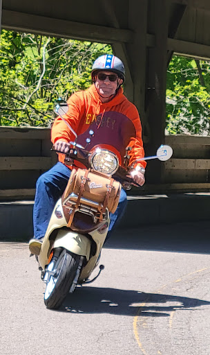 Motorcycle Dealer «Capital City Scooters», reviews and photos, 2509 Summit St, Columbus, OH 43202, USA