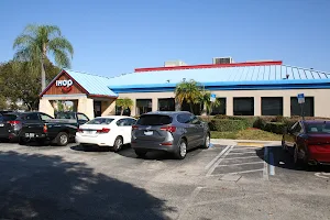 IHOP image