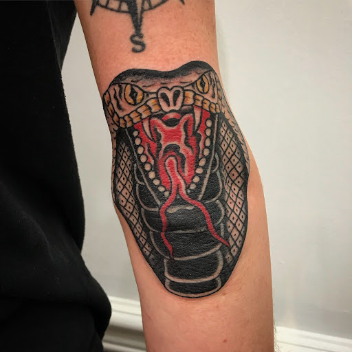 Tattoo Shop «Freaks & Geeks Tattoo Sideshow», reviews and photos, 745 Haywood Rd, Asheville, NC 28806, USA