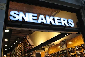 Sneakers Barcelona image