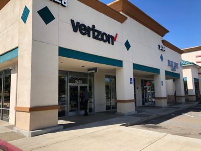 Cell Phone Store «Verizon», reviews and photos, 2428 Las Positas Rd, Livermore, CA 94551, USA