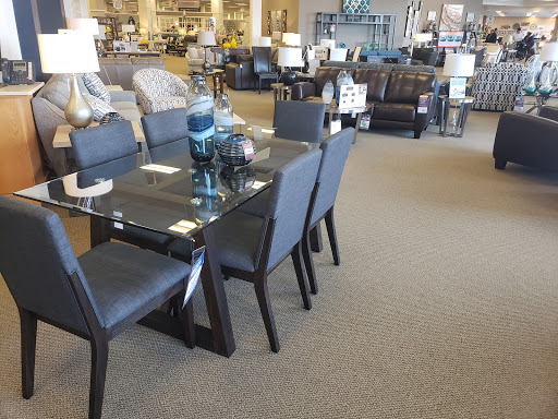 Furniture Store «Raymour & Flanigan Furniture and Mattress Store», reviews and photos, 3430 Erie Blvd E, Syracuse, NY 13214, USA