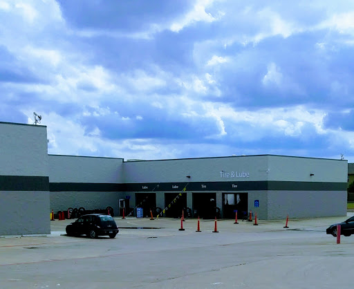 Tire Shop «Walmart Tires & Auto Parts», reviews and photos, 1635 Market Pl Blvd, Irving, TX 75063, USA