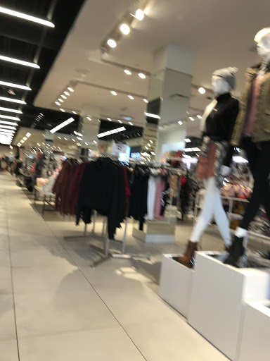 Clothing Store «Forever 21», reviews and photos, 7350 Bales St A-130, Liberty Township, OH 45069, USA
