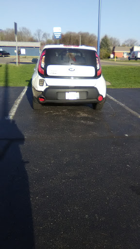 Auto Body Shop «Gerber Collision & Glass», reviews and photos, 1508 Capital Ave NE, Battle Creek, MI 49017, USA