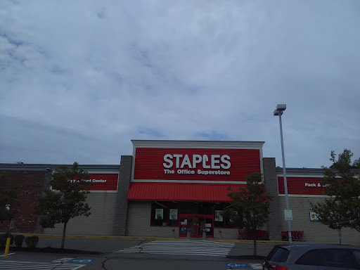 Office Supply Store «Staples», reviews and photos, 800 Lexington St, Waltham, MA 02452, USA