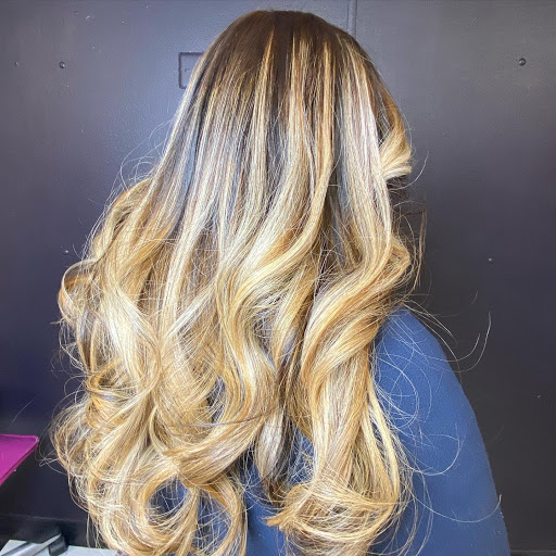 Beauty Salon «Chriselias Beauty Salon», reviews and photos, 772 S Main St A, Woodstock, VA 22664, USA