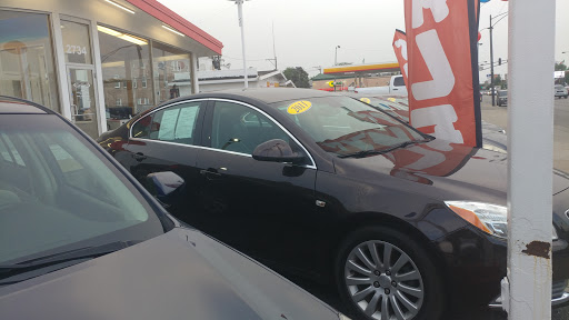 Used Car Dealer «Car Outlet», reviews and photos, 2629 N Cicero Ave, Chicago, IL 60639, USA