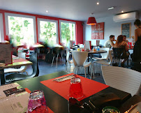 Atmosphère du Restaurant DISTRIBUTEUR à Pizzas La Fringale 24H/24. 7J/7 à Azay-le-Rideau - n°1