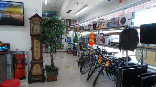 Pawn Shop «R J Jewelry & Loan Co», reviews and photos, 1210 Bloomingdale Rd, Glendale Heights, IL 60139, USA