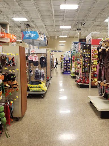 Pet Supply Store «PetSmart», reviews and photos, 857 N Val Vista Dr #106, Gilbert, AZ 85234, USA