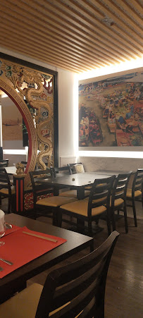 Atmosphère du Restaurant vietnamien Le Saïgon à Lons-le-Saunier - n°2