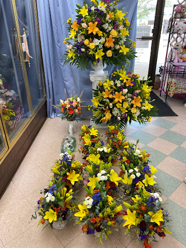 Florist «Morton Grove Florist», reviews and photos, 5741 Dempster St, Morton Grove, IL 60053, USA