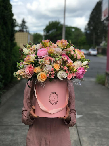 Florist «VIP Flowers», reviews and photos, 11050 SE Powell Blvd #377, Portland, OR 97266, USA