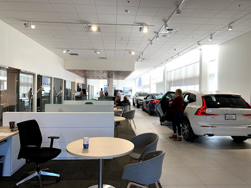 Car Dealer «Sandberg Northwest Volvo», reviews and photos, 17025 WA-99, Lynnwood, WA 98037, USA