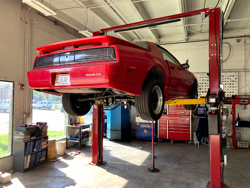 Transmission Shop «AAMCO Transmissions & Total Car Care», reviews and photos, 7218 S Virginia Rd, Crystal Lake, IL 60014, USA