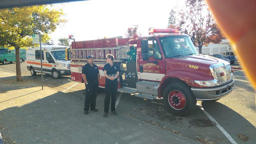 Grocery Store «Rays Food Place», reviews and photos, 875 Redwood Dr, Garberville, CA 95542, USA