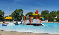 Kroger Aquatic Center At The Heights