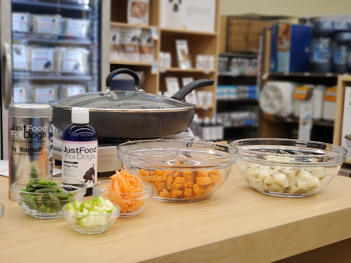 Pet Supply Store «Petco Animal Supplies», reviews and photos, 3426 Highland Ave B, National City, CA 91950, USA