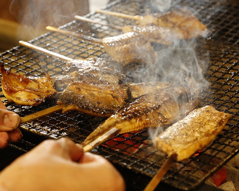 炭火焼専門食処 白銀屋 築地の拠点