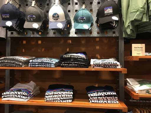 Clothing Store «Patagonia Portland», reviews and photos, 1106 W Burnside St, Portland, OR 97209, USA