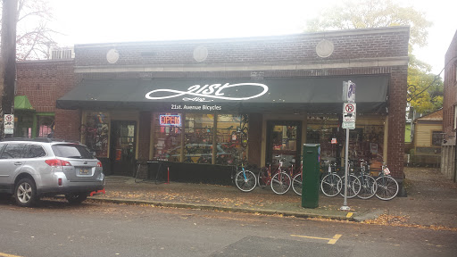 Bicycle Store «21st Avenue Bicycles», reviews and photos, 918 NW 21st Ave, Portland, OR 97209, USA